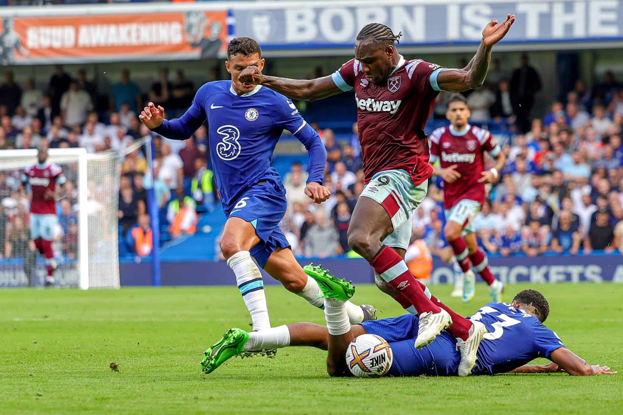 Alt om lørdagens Premier League-runde antonio scaled
